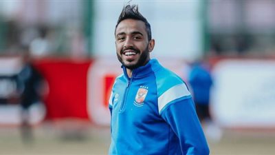 كهربا يعلن التكفل بإطعام خمسين أسرة