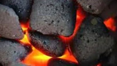 تفسير حلم رؤية الفحم في المنام.. وعلاقته بـ ممارسة الرذيلة