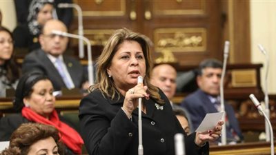 منى منير تقترح تطوير 