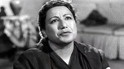 باقة حب من الفنانات لـ