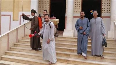 استمرار أعمال تطهير المباني الحكومية ودور العبادة والمدارس بسوهاج | صور