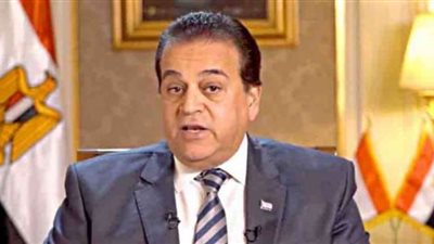 ٨ قرارات عاجلة بشأن امتحانات نهاية العام والميد ترم للكليات.. تعرف عليها