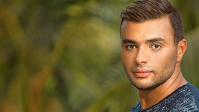 رامي صبري يغني لجمهوره من المنزل 