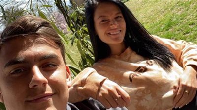 إصابة ديبالا وصديقته بفيروس كورونا