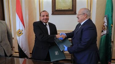 بـ«الجوانتي».. توقيع بروتوكول تعاون بين رئيسي جامعتي القاهرة وبني سويف