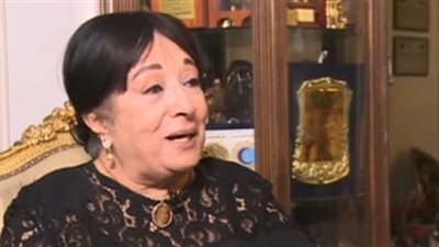 سميرة عبد العزيز: أعشق فن محمد صبحي 