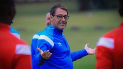 مترجم فايلر يكشف عن هدية الخطيب له في عيد ميلاده