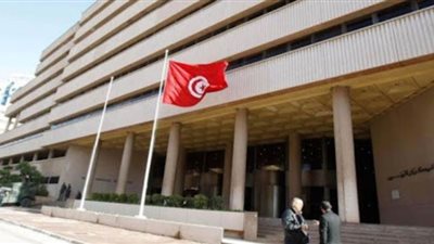 البنوك التونسية تؤجل سداد قروض أصحاب الدخول الضعيفة 6 أشهر