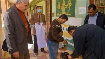 رش وتعقيم الإدارات والمدارس فى الإسكندرية لمواجهة فيروس كورونا | صور