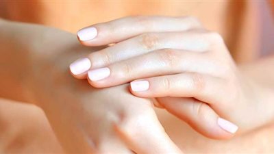 طريقة حماية يديك من الجفاف بسبب الغسيل المتكرر خوفا من كورونا