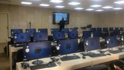 مشروع الفصل الذكي بجامعة عين شمس يساهم في تجاوز أزمة تعليق الدراسة لمواجهة كورونا