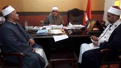 إحالة عدد من المخالفين لقرار غلق المساجد في الدقهلية للتحقيق