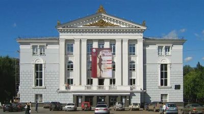 دار أوبرا روسيا تقدم حفلات لمتفرج واحد يخضع لاختبار فيروس كورونا