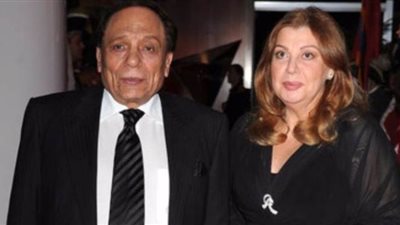 زوجة عادل إمام للجمهور: 