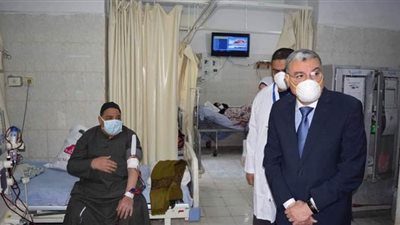 تفاصيل جولة محافظ المنيا المفاجئة على مستشفى المبرة | فيديو