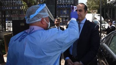 مجلس النواب يفحص المترددين عليه بأجهزة كشف الحرارة عن بُعد | صور