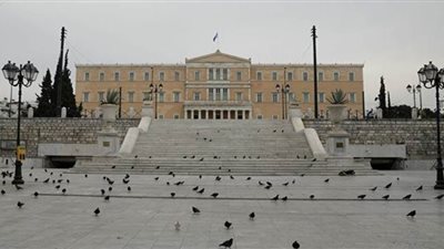 إسبانيا تحظر دخول الأجانب إلى أراضيها لمدة 30 يوما