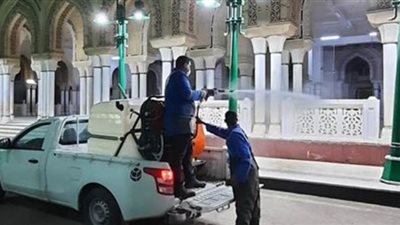 تعقيم وتطهير جداريات وميدان القنائي ومنع إقامة السرادقات|صور