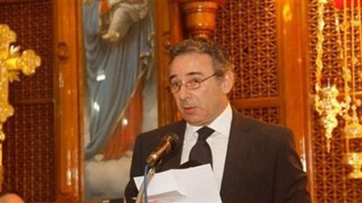 تسيير رحلة استثنائية لمصر للطيران لإعادة 150 مصريا من بريطانيا