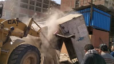إزالة سوق الجراج العشوائي لتوسعة منطقة جسر السويس | صور
