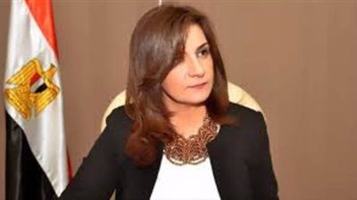 نبيلة مكرم: عودة 1700 طالب مصري من السودان | فيديو