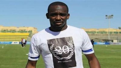 كوفي يتحدث عن سبب ارتدائه 