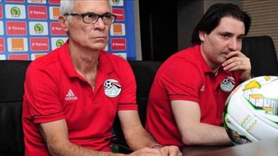 وفاة والدة مدرب المنتخب السابق.. وكورونا تمنعه من حضور الجنازة