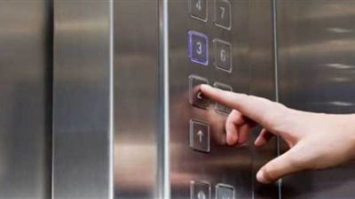 للوقاية من كورونا.. ابتعد عن الأسانسير