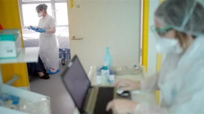 استشاري تأهيل نفسي تكشف الفئة الأكثر عرضة للإصابة بفيروس كورونا | فيديو