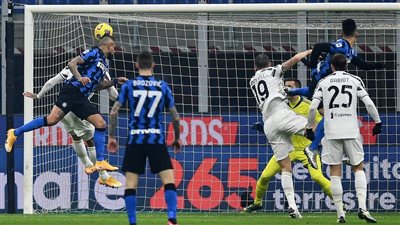 إنتر ميلان يتقدم على يوفنتوس 0/1 بالشوط الأول في الدوري الإيطالي