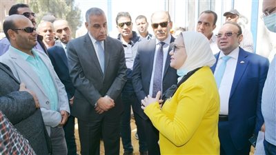 محافظ سوهاج يتابع سير العمل بمشروعات حياة كريمة