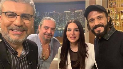 عمرو الليثي يستضيف يوسف الشريف وزوجته في 