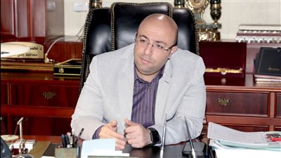 إحالة مسئولي الإشغالات والإيرادات بالوحدة المحلية في إهناسيا للتحقيق