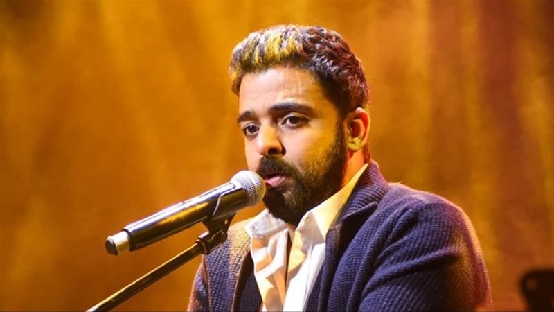 الشاعر عمرو حسن 