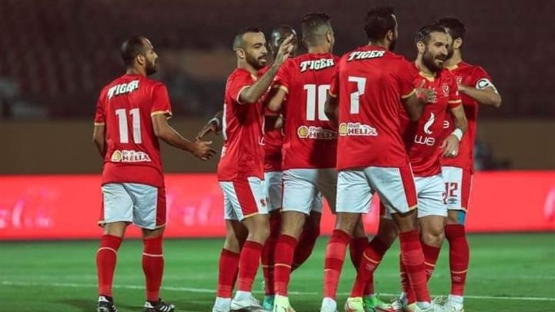 لاعبو الأهلي