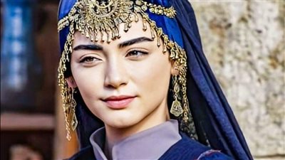 بالا خاتون في مسلسل قيامة عثمان فاتنة بأحدث صورها على إنستجرام