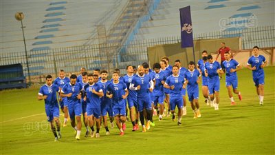 مران بدني مسائي لفريق غزل المحلة استعدادا لافتتاحية الدوري | صور
