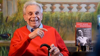 اشتهر بانتقاد الرؤساء الأمريكيين.. وفاة الفنان الكوميدي مورت سال