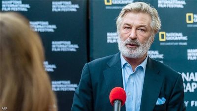 المسدس حقيقي وبروفة قبل التصوير.. 