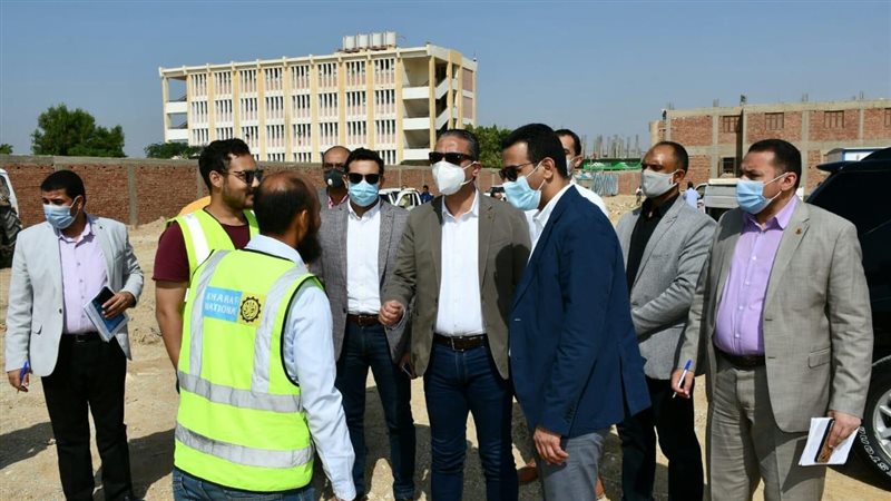 محافظ الفيوم يتفقد