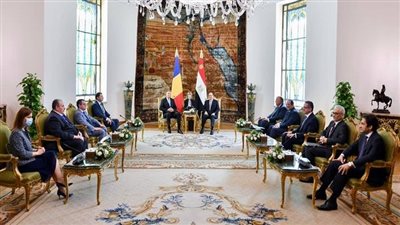 بسام راضي: المباحثات المصرية الرومانية تناولت سبل تعزيز العلاقات خاصةً الاقتصادية والتجارية.. تبادل الخبرات والمعلومات وتشجيع الاستثمارات.. وعقد الجولة الرابعة للجنة المشتركة لتطوير التعاون الاقتصادي