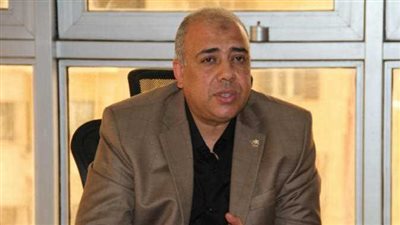 تكريم مدير تشغيل الخط الثالث لمترو الأنفاق لبلوغه سن المعاش