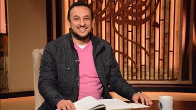 رمضان عبدالمعز: ربنا توعد من يتتبعون عورات الناس بالفضيحة|فيديو