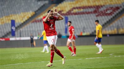 معلول يتقدم للأهلي بالهدف الأول في شباك الإسماعيلي |صور