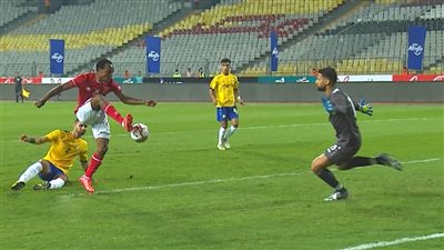 بعد إثارته للجدل.. جمال الغندور يحلل هدف بيرسي تاو في شباك الإسماعيلي|فيديو