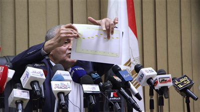 وزير التموين يكشف سر بيع الرغيف الحر بنصف جنيه في حين تكلفة المدعم 65 قرشًا | فيديو