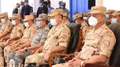  وزير الدفاع يشهد المرحلة الرئيسية للمشروع التكتيكى بالذخيرة الحية في الجيش الثالث