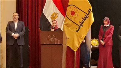 زوجة الشهيد المنسي: الفن يؤدي دورا كبيرا في توعية الشباب 