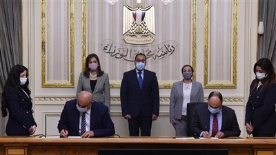 مدبولي يشهد توقيع بروتوكول تطوير البنية المعلوماتية بوزارة البيئة