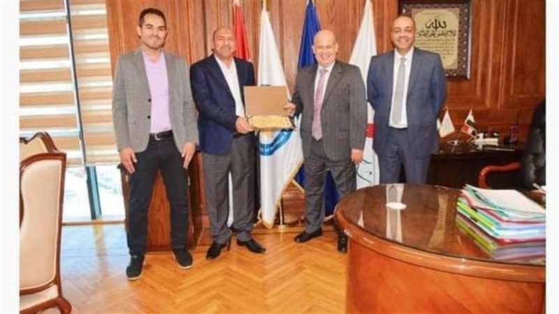 رئيس بتروجاس خلال